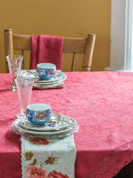 April Cornell Tablecloth Luxurious Linen-Jacquard-Cranberry