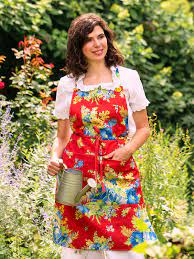 April Cornell Charming Outdoor Apron-Red