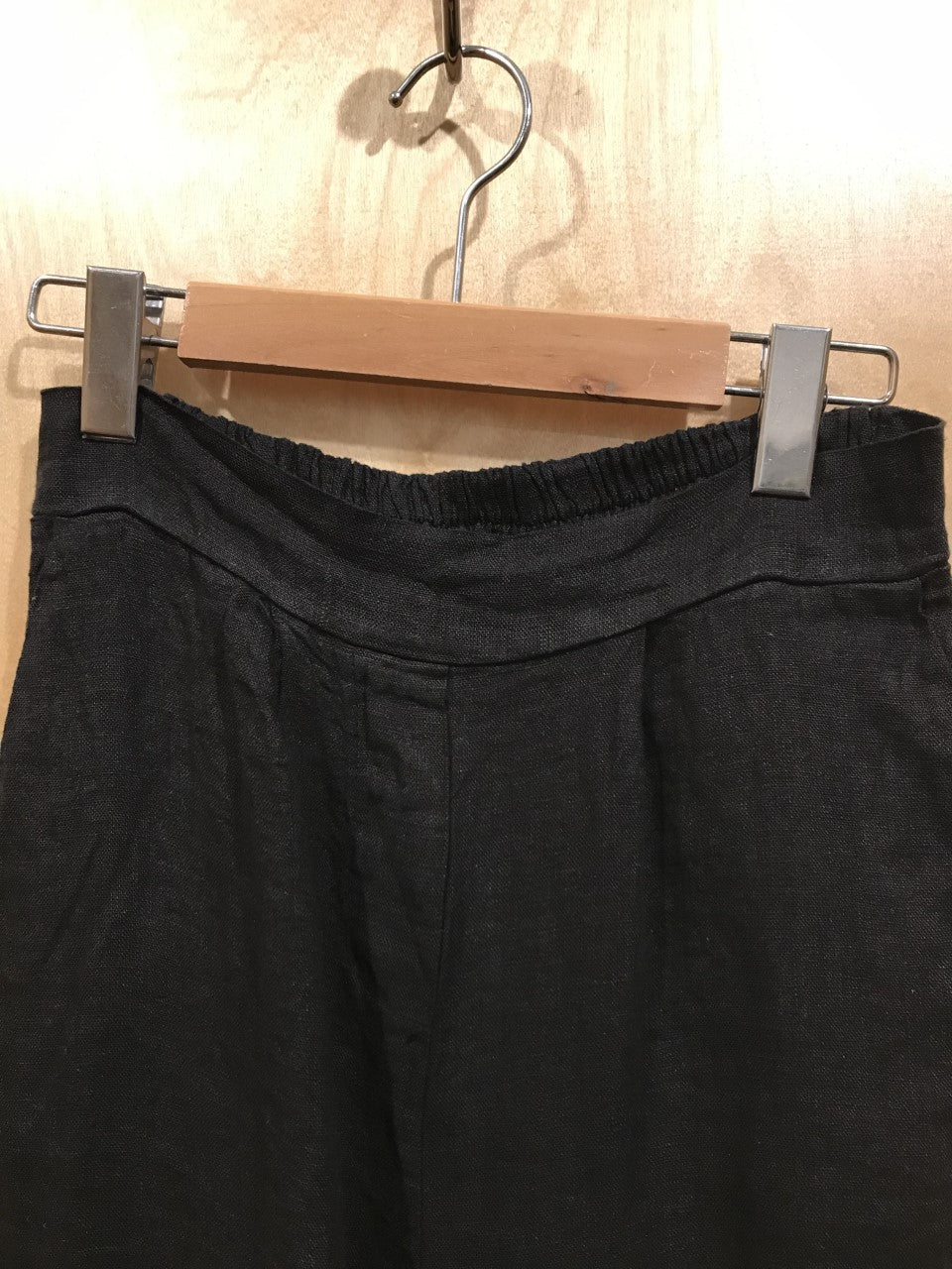 Eternelle Madison Linen Pants